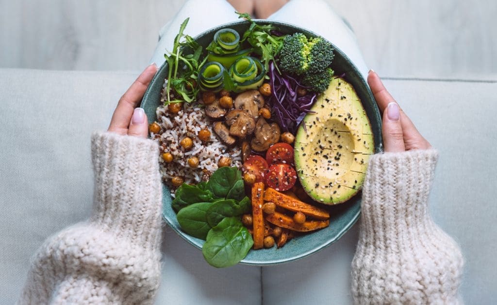 Como uma dieta vegana pode ajudar a controlar alergias e sensibilidades alimentares naturalmente - agosto de 2025