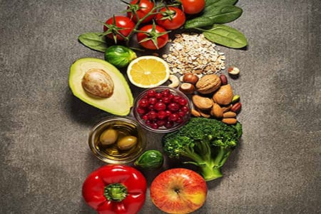 پودوں پر مبنی خوراک کے ساتھ انسانی غذائی ضروریات کو پورا کرنا: صحت مند، گوشت سے پاک زندگی گزارنے کے لیے ایک رہنما اگست 2025