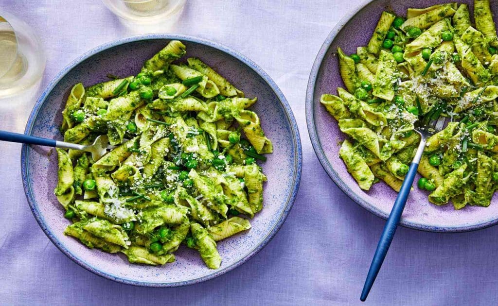 I-Delicious Vegan Comfort Food Recipes: Okwakudala Okusekelwe Esitshalweni Ukwanelisa Izifiso Zakho Agasti 2025