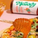 वैज्ञानिक बिना छत्ते के शहद बना रहे हैं