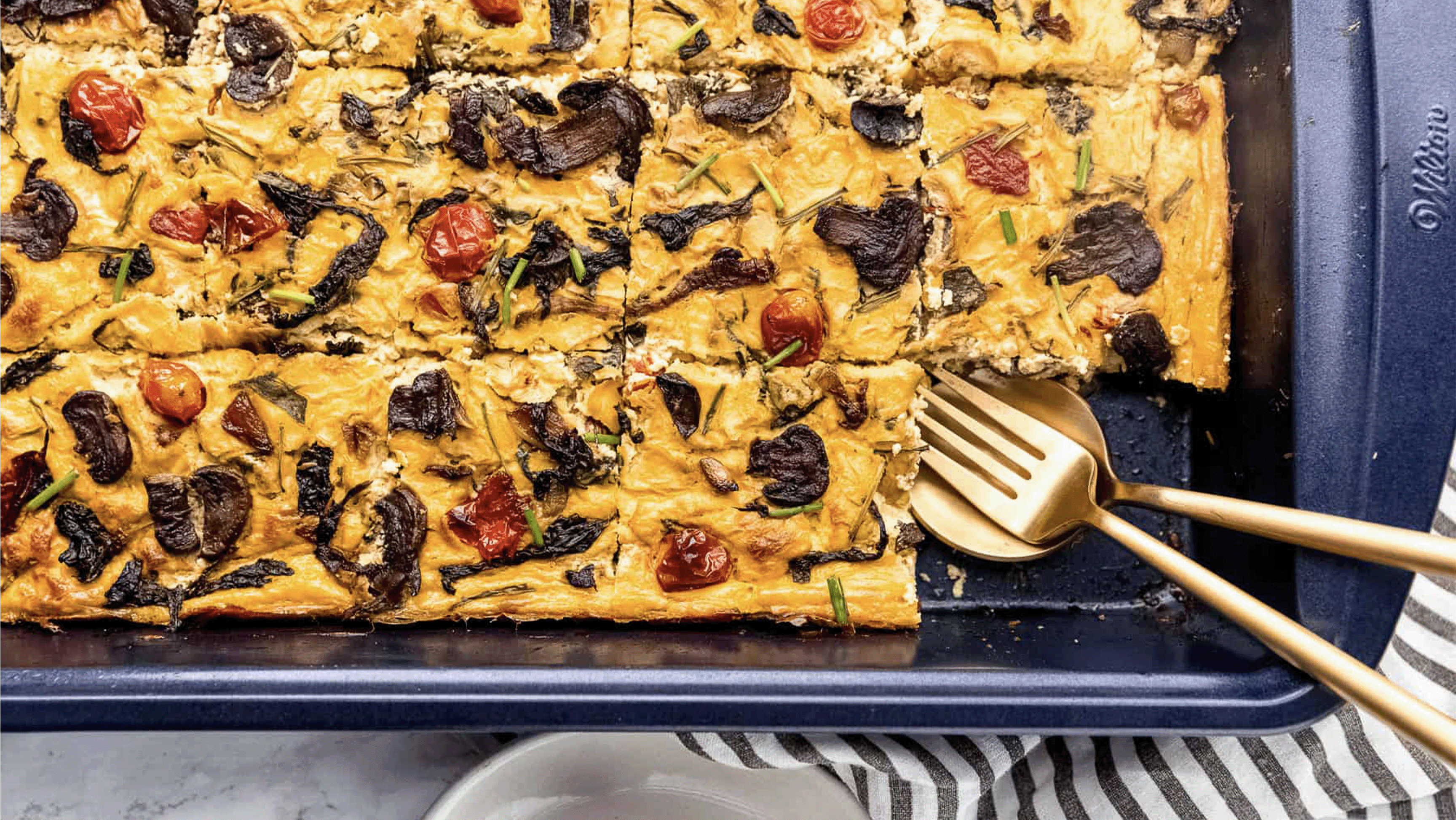 15 chutných veganských receptů ke Dni matek 64 Veganské prostěradlo Pan Frittata od Jessica in the Kitchen